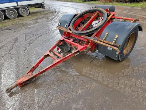 Nooteboom 275/70 R22.5 Nooteboom 275/70 R22.5 Dolly met Draaikrans – 1 As – Luchtvering – Goede staa