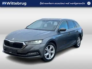 Škoda Octavia Combi 1.4 TSI iV PHEV Style DSG Automaat /  Panoramadak / Digital cockpit / LM 17 inch