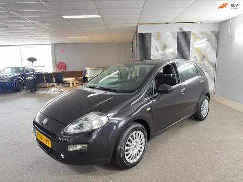 Fiat Punto Evo 1.2 Pop Uitv. Airco,Electrische ramen,Start&Stop,N.A.P,Weinig kilometers,2 sleutels+B