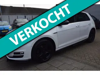 Volkswagen Golf 1.2 TSI Trendline hele mooie vw golf parkeersensoren r-line disign heel veel verande