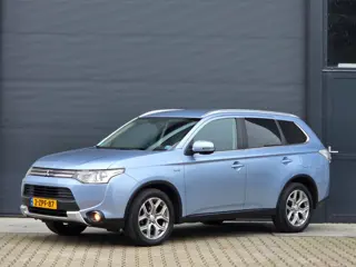 Mitsubishi Outlander 2.0 PHEV BE X-Line nap BJ 2015 goed onderhouden!!