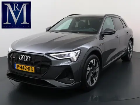 Audi e-tron 55 quattro S edition 95 kWh VAN € 36.900,- VOOR: € 33.877,- UW LENTEVOORDEEL: € 3.023,-!