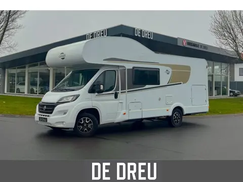 Carado A464 2.3 140pk | VEEL EXTRA OPTIES | NWE DISTRIBUTIE