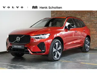 Volvo XC60 T6 Plug-in hybrid AWD Plus Dark | Trekhaak | Verwarmbare voorstoelen+stuurwiel+achterbank
