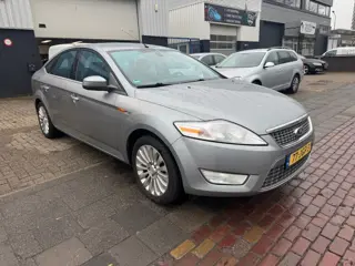 Ford Mondeo 2.0-16V Titanium Limited Edition SEDAN