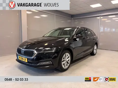 Skoda Octavia Combi 1.5 e-TSI Business Edition Plus | LED | NAVI | TREKHAAK |