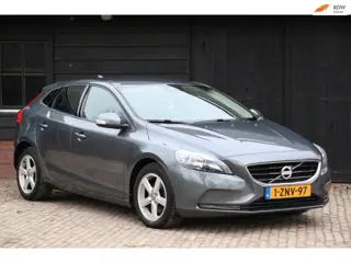 Volvo V40 1.6 D2 Kinetic Navigatie/Parkeersensor/Lmv
