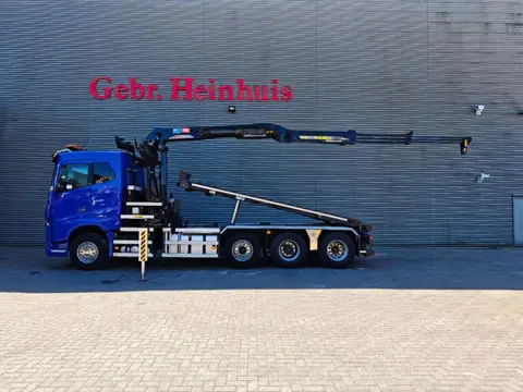 Volvo FH 16 750 8x2 Marchesi M21000+ HTS NCH System