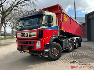 Terberg FM2000-T 8x8 Euro 5 met 22,1m3 geisoleerde kipper. BS1833