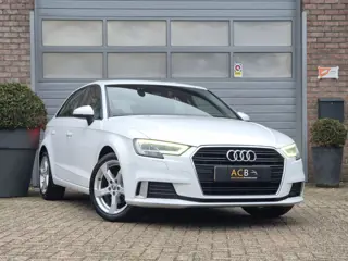 Audi A3 Sportback 30 TFSI Sport Lease Edition Navigatie / Trekhaak.