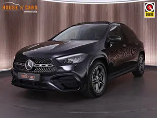 Mercedes-Benz GLA-klasse 200 AMG Line |dealer onderhouden|panoramadak|carbon interieur|Apple Carplay