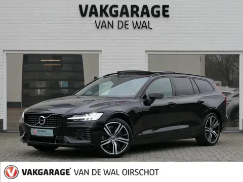 Volvo V60 2.0 T8 Plug-in hybrid AWD Plus Dark | 455 PK | Panoramadak | Harman/Kardon | Memory | Trek