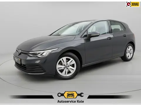 Volkswagen Golf 1.0 TSI Life * Memory * Massage * Camera * Side Assist *