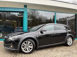 OPEL INSIGNIA 1.6 Turbo 170pk SPORT Navi, Xenon, Cruise, 18Inch, PDC   