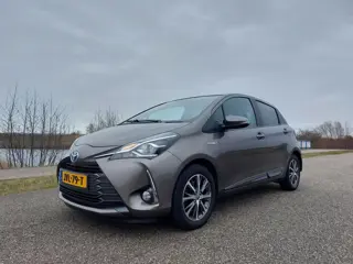 Toyota Yaris 1.5 Hybrid Active. APPLE CARPLAY/ANDROID AUTO!!