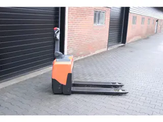 Toyota BT LWE130 palletwagen elektrische nieuwe accu