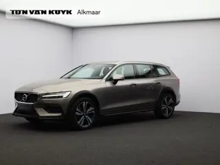 Volvo V60 Cross Country 2.0 B5 AWD Pro / Trekhaak / Lederen Bekleding / Elektrisch Verst. Stoelen / 