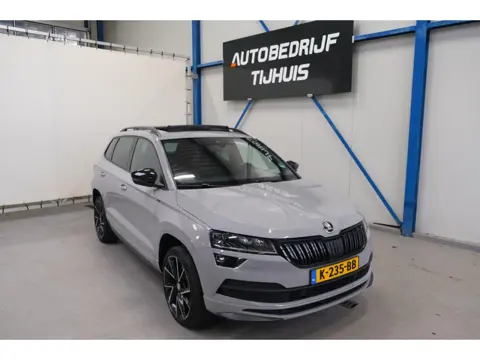 Skoda Karoq 1.5 TSI ACT Sportline Business - N.A.P. Airco, Cruise, Navi, PDC, Camera, Schuifdak, Tre