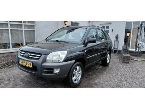 Kia Sportage 2.0 CVVT Comfort 4X4 Zeer mooi. Top onderhouden auto van de 1e Eig. Nieuwe Distributie/