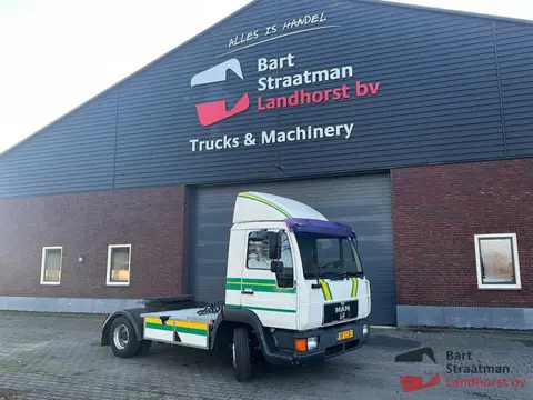 MAN 8 FLS 22 8t opleggertrekker met luchtvering, handgeschakeld. BS1858