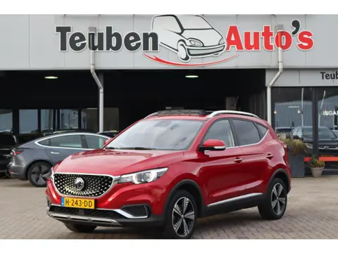 MG MG ZS EV Luxury 45 kWh 92% SOH, Apple Carplay, Panoramadak, Schuif- kanteldak, Cruise control, El