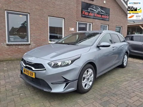 Kia Ceed Sportswagon 1.0 T-GDi DynamicPlusLine. Dealer onderhouden, zeer netjes en luxe o.a. stoel- 