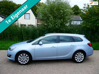 Opel Astra Sports Tourer 1.4 Turbo Sport + 140pk 1e eig. Clima Cruise Navi PDC