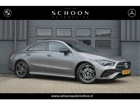 Mercedes-Benz CLA-Klasse 200 AMG Line | PANO | SFEERVERLICHTING | CAMERA | KEYLESS |