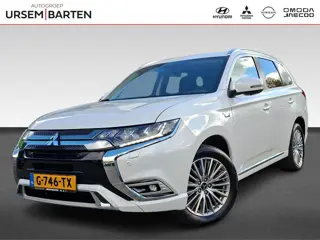Mitsubishi Outlander 2.4 PHEV Intense+ schuifdak | trekhaak | elektrische achterklep | Fabrieksgaran