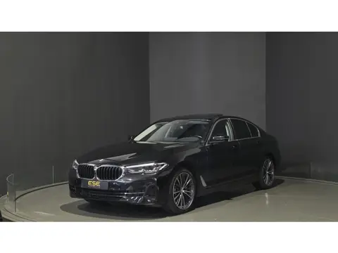 BMW 5-serie 530e Executive | 360 Camera | Glazen schuif-/kanteldak | Facelift