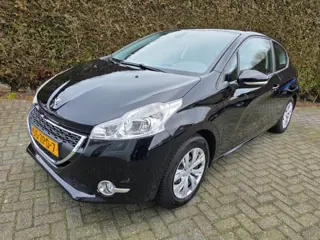 PEUGEOT 208 1.2 VTi nieuwe motor 