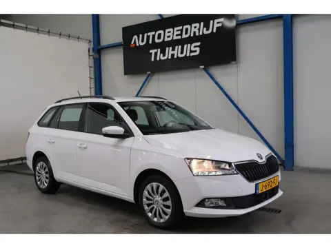 Skoda Fabia Combi 1.0 TSI Ambition - N.A.P. Airco, Cruise, Navi, PDC, Carplay.