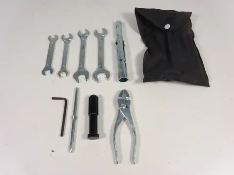 GEREEDSCHAPSET Yamaha FJR 1300 2003 - 2005