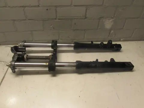 VOORPOTEN COMPLEET Kawasaki ZZR 1100 1990 - 1992