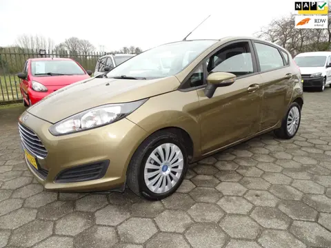 Ford Fiesta 1.0 Style AIRCO/NAV/TREKHAAK