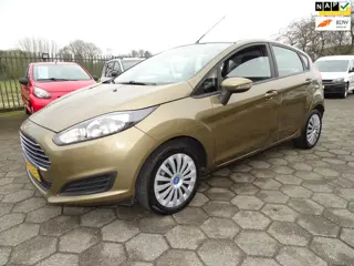 Ford Fiesta 1.0 Style AIRCO/NAV/TREKHAAK