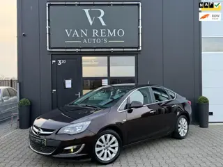 Opel Astra 1.4 Turbo Clima|Cruise|Stoel&Stuur v.w|Trekhaak|Orig NL|Nap!
