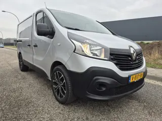 Renault Trafic 1.6 dCi T29 L1H1 Générique Navigatie / trekhaak / 3 zitplaatsen / Prijs Ex BTW!!