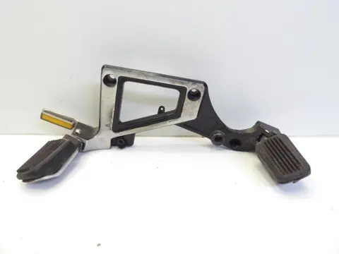RECHTER SCHETSPLAAT Suzuki GS 550 L 1982 - 1984