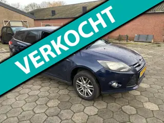 Ford Focus Wagon 1.0 EcoBoost Trend Geen Motor
