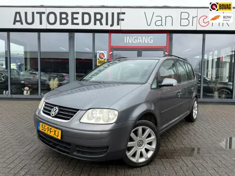 Volkswagen Touran 2.0-16V FSI Trendline | APK 08-2026 | EXPORT
