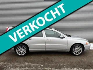 Volvo V70 2.4 Edition Sport 263.436km TOPSTAAT 5-cilinder Bi-Xenon Apple Carplay Leer Trekhaak