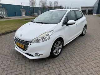 Peugeot 208 1.6 VTi Allure