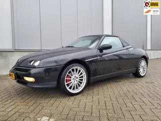 Alfa Romeo Spider 2.0-16V TwinSpark -18 inch - airco -