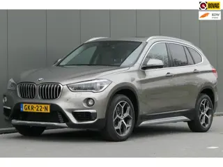 BMW X1 xDrive25i X-Line Pano Clima Camera Stoelverwarming stuurverwarming
