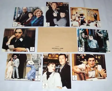 ANTONIA & JANE lobbycard set.