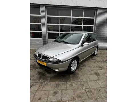 Lancia Ypsilon 1.2 APK 2-2027 Inruil Mogelijk.