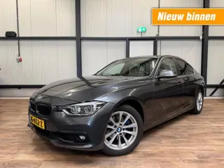BMW 3-SERIE 330e Centennial High Executive / LEDER / CRUISE / NAVI / 