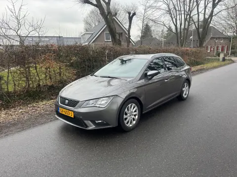 SEAT Leon ST 1.6 TDI Sty. Con.Eco (bj 2015)