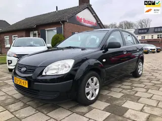 Kia Rio 1.4 L